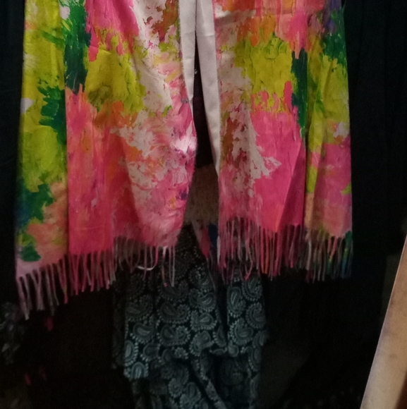 Marbleized Scarf from 100% Viscose fabric, 27” lenght, Pink/Green on white - Picture 2 of 2